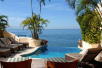 pool and terrace of villa Azul Celeste in conchas chinas 