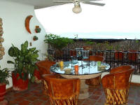 balcony with some nice ocean view, if you are standing