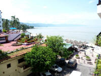 gay vallarta vacation rentals on Los Muertos beach