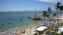 gay friendly puerto vallarta and vacation rentals on Los Muertos beach