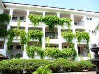 Tower B from Playa del Sol inner courtyard