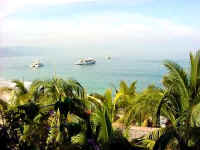 puerto vallarta los muertos beach and bay looking south