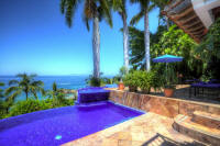 pool at the Vista de Aves with views of Bay and area