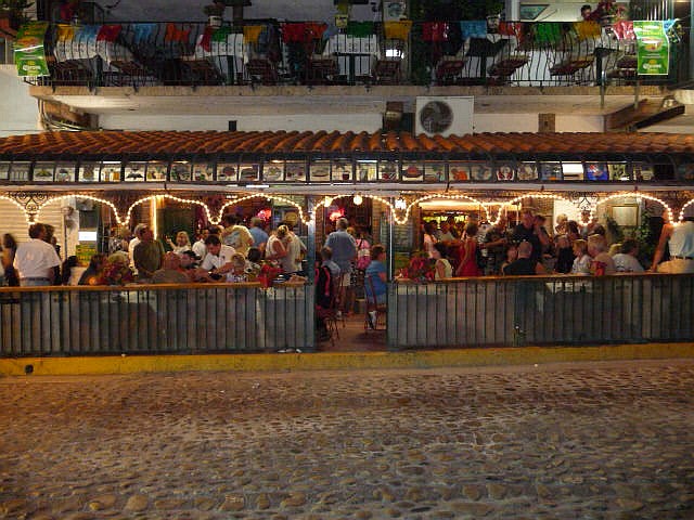 andale bar puerto vallarta mexico