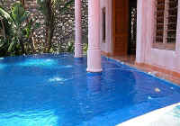 villa dipping pool